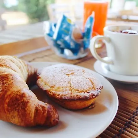 Bed & Breakfast Gli Allori - Fuga Dalla Citta